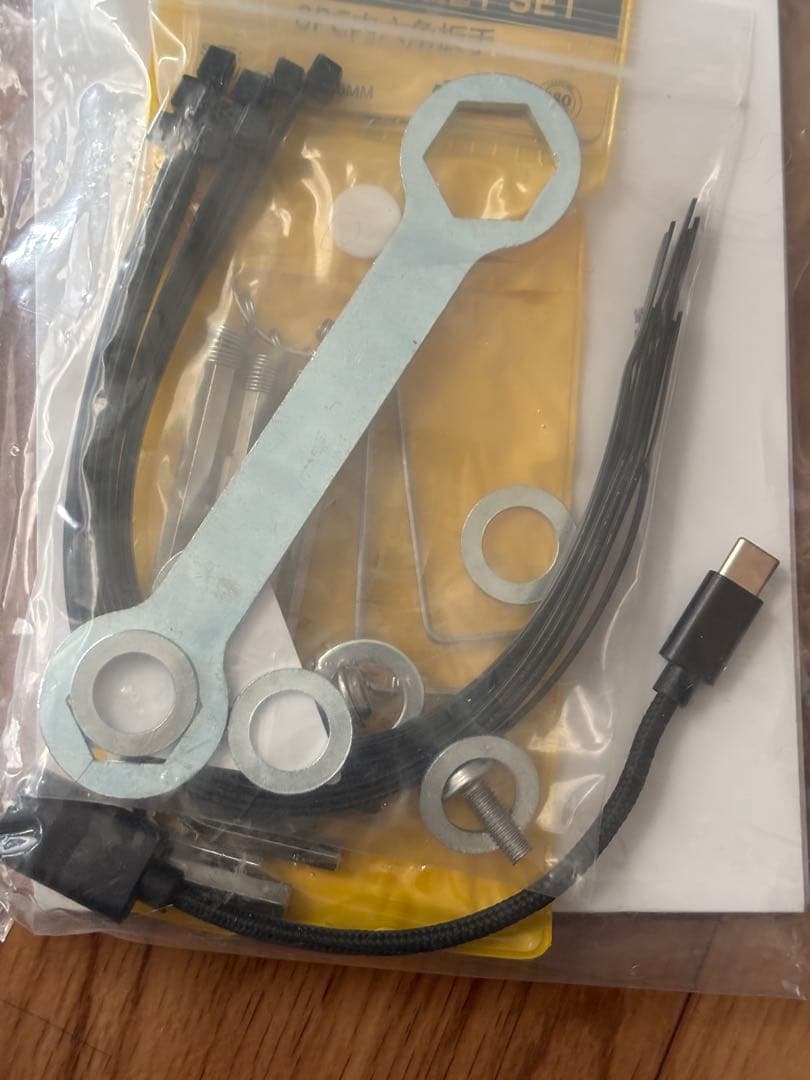 自転車電動アシストタイヤ　前輪　27インチ