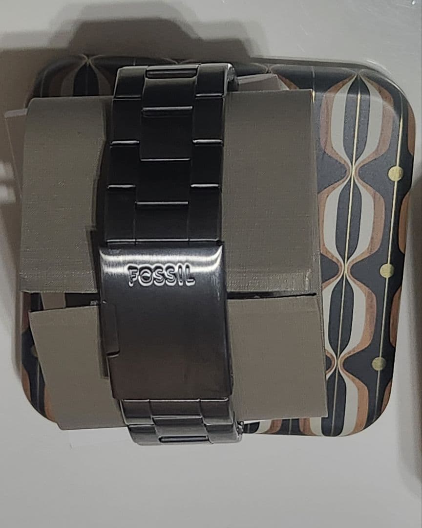 メンズ腕時計、Fossilブランド、カラー：ダークグレー（マット）