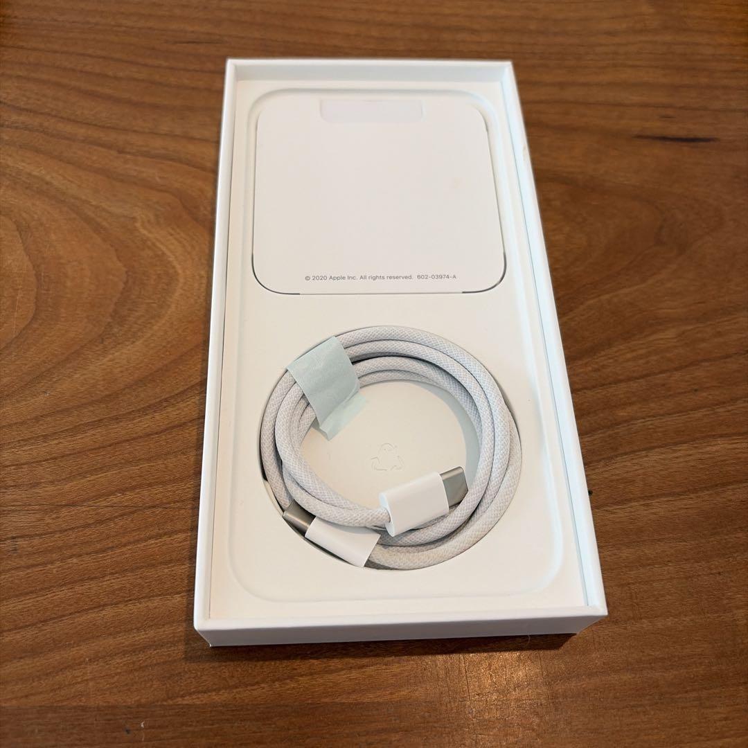 Apple iPhone 12 グリーン本体