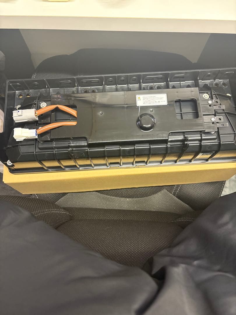 小糸　KOITO LED3連テールランプ　左側