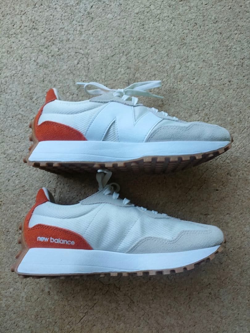 New Balance スニーカー　WS327 24.5