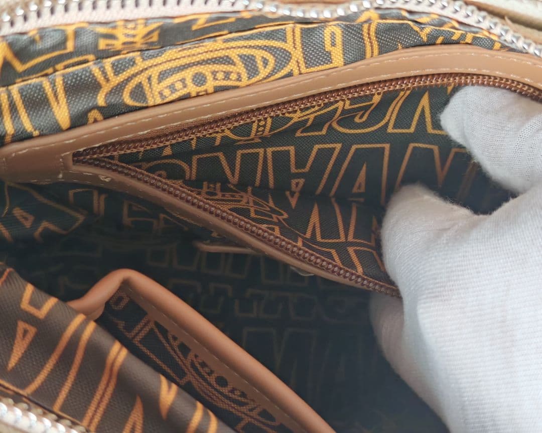 Vivienne Westwood ロゴキャンバスバッグ　ショルダーバッグ