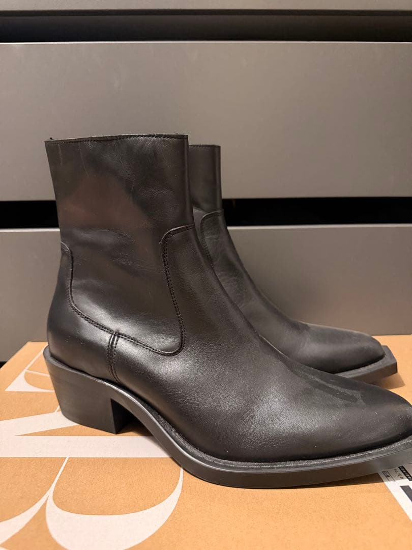 ZARA STUDIO NICHOLSONコラボ　レザーブーツ　本革　41サイズ