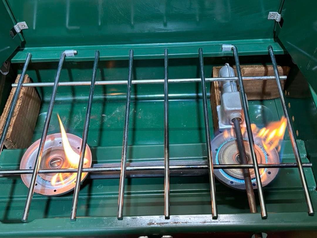 ヴィンテージ コールマン コンパクト ツーバーナー 425E ポンプカップ交換済