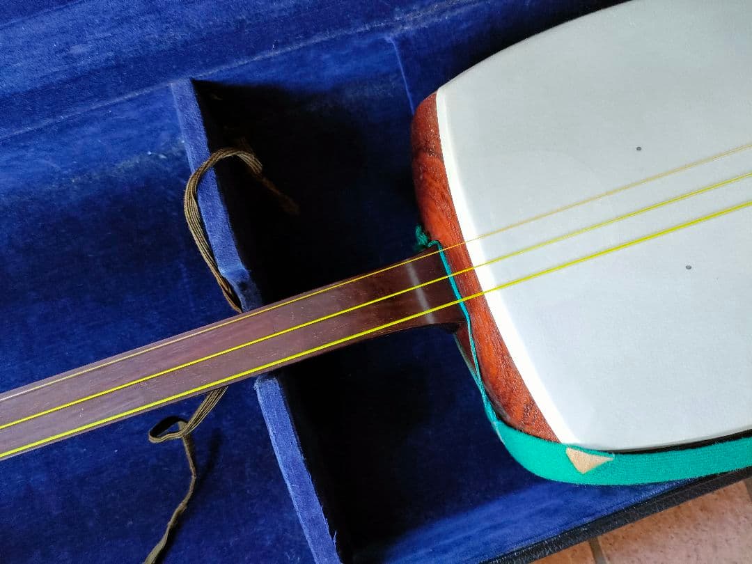 三味線 本体 3弦 ハードケース付き