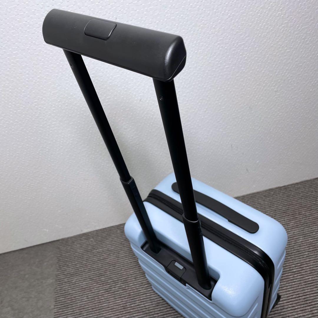 無印良品 バーを自由に調節できる ハードキャリーケース 20L 機内持込可能