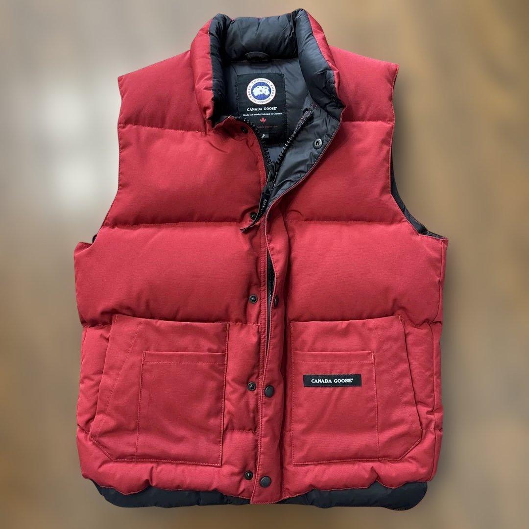 カナダグース　ダウンベスト　レッド　S