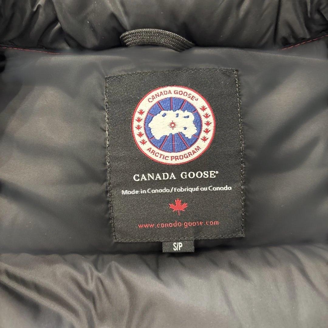 カナダグース　ダウンベスト　レッド　S