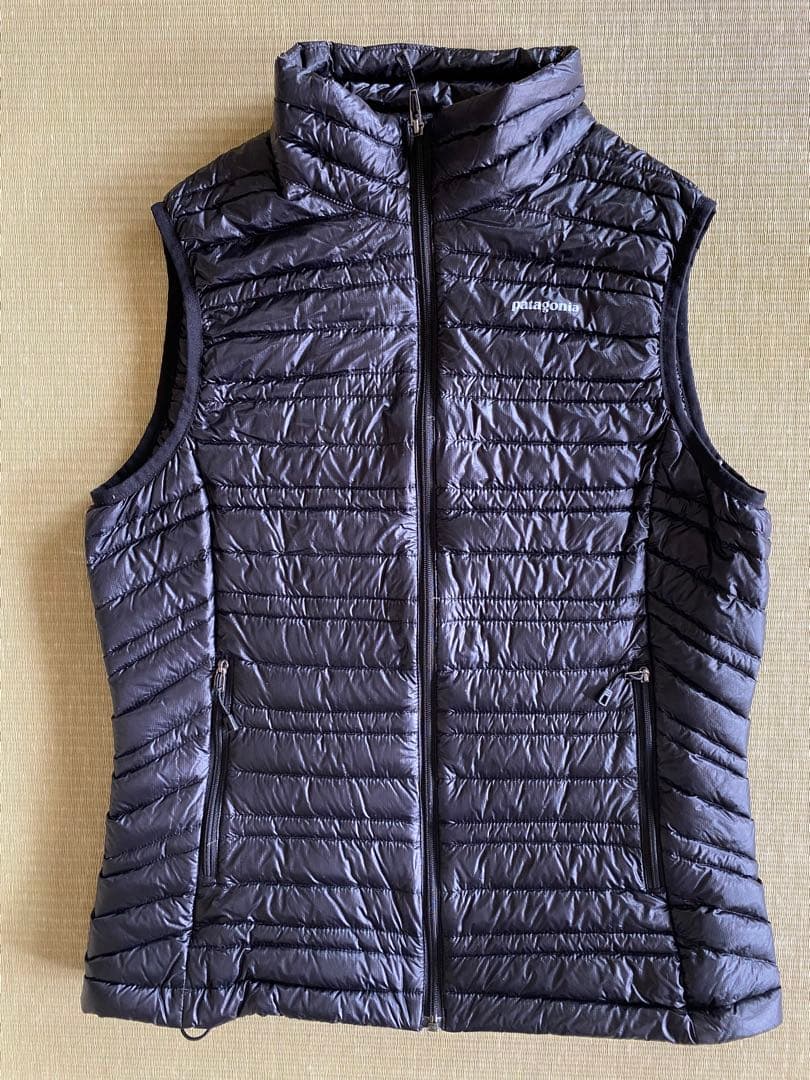 patagonia パタゴニア　廃番　ウィメンズ・ウルトラライト・ダウン・ベスト
