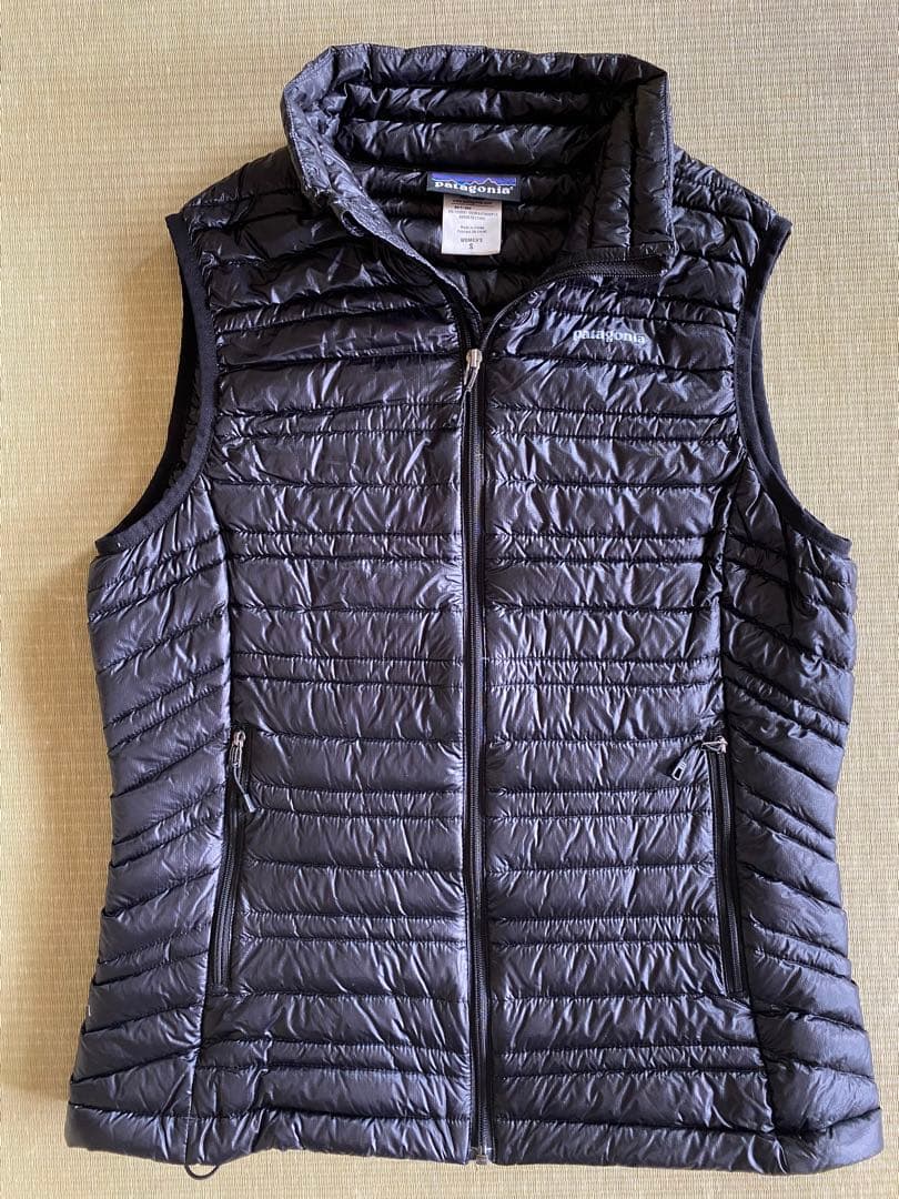 patagonia パタゴニア　廃番　ウィメンズ・ウルトラライト・ダウン・ベスト