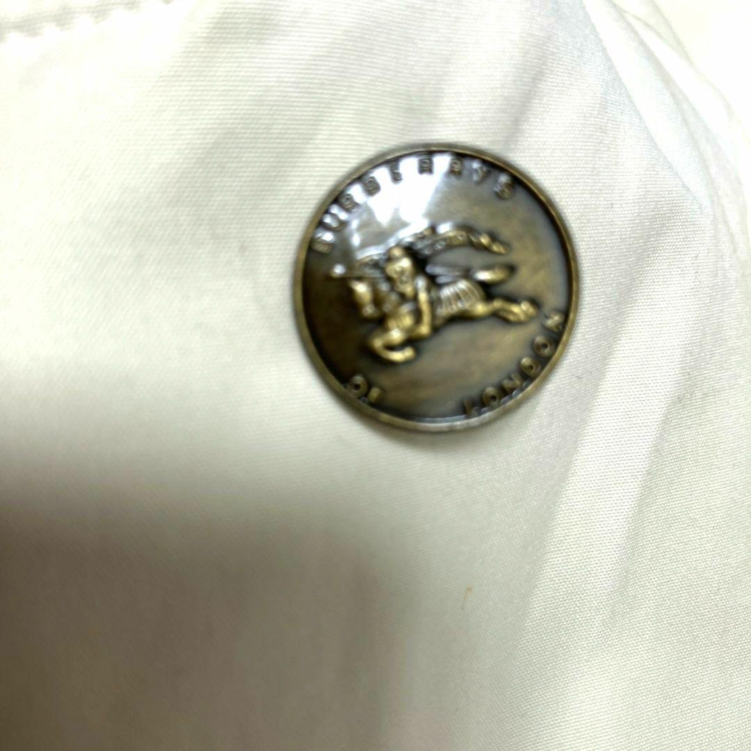 かっこいい！BURBERRY ステンカラーコート 刺繍　ボタン必見