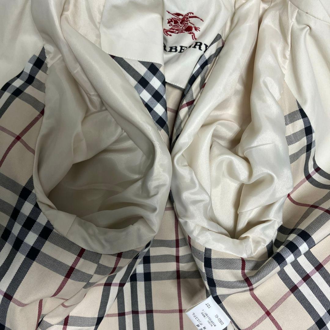 かっこいい！BURBERRY ステンカラーコート 刺繍　ボタン必見