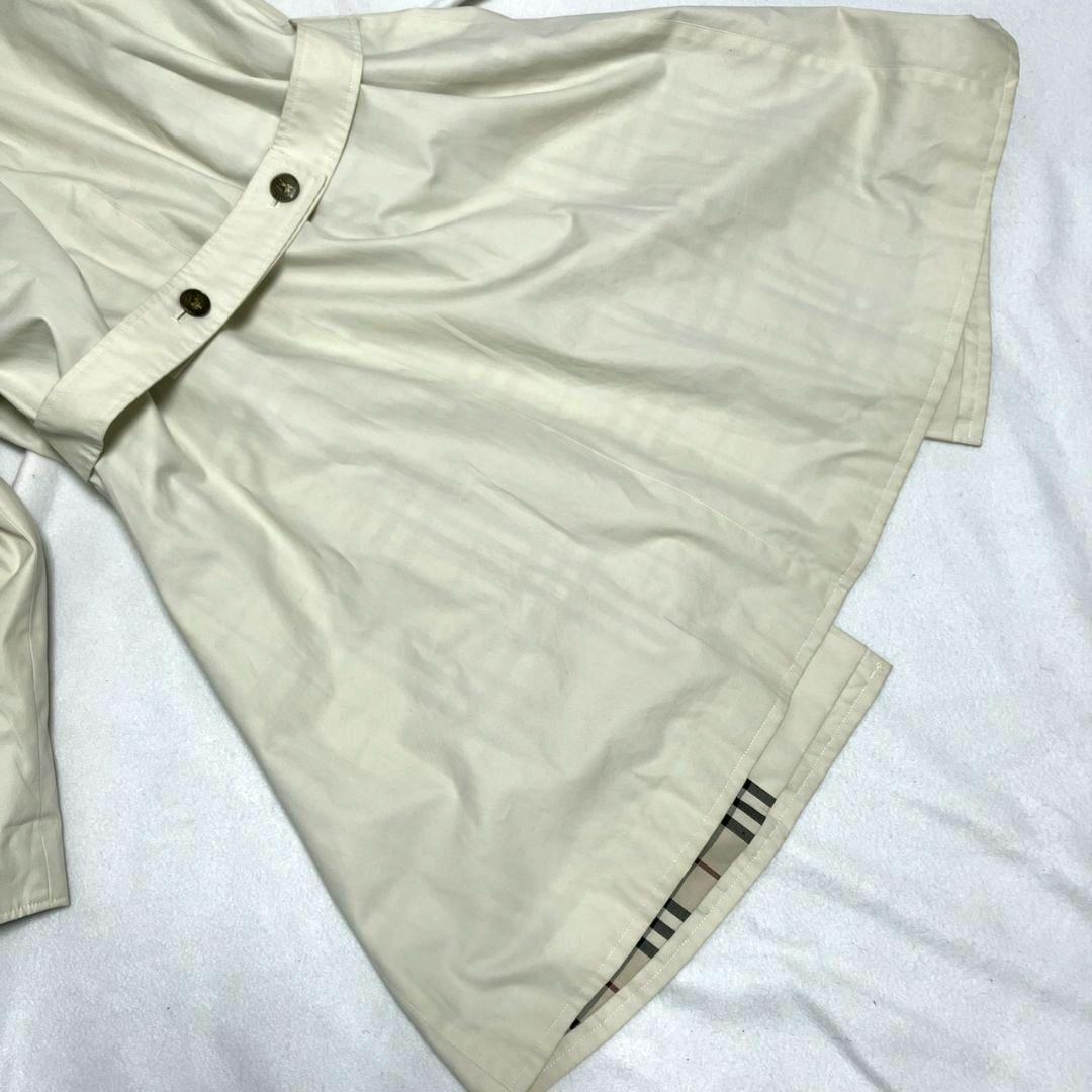 かっこいい！BURBERRY ステンカラーコート 刺繍　ボタン必見