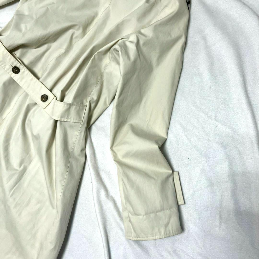 かっこいい！BURBERRY ステンカラーコート 刺繍　ボタン必見