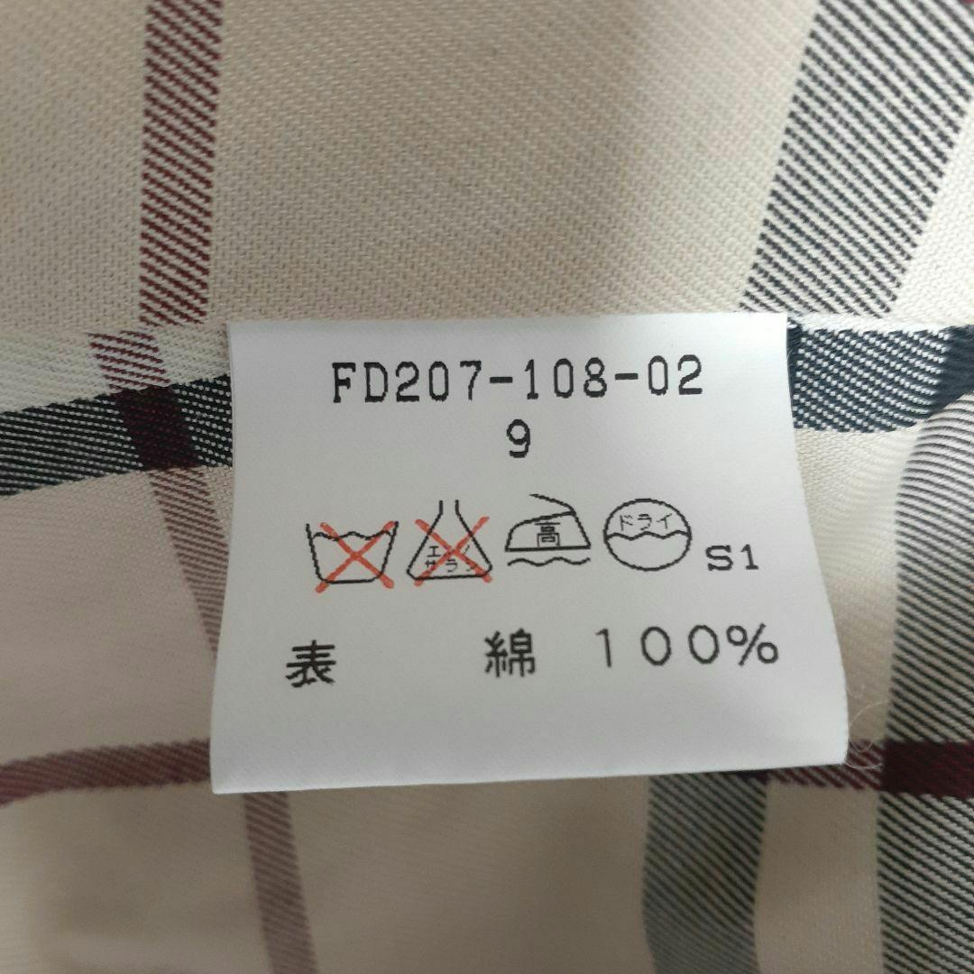 かっこいい！BURBERRY ステンカラーコート 刺繍　ボタン必見