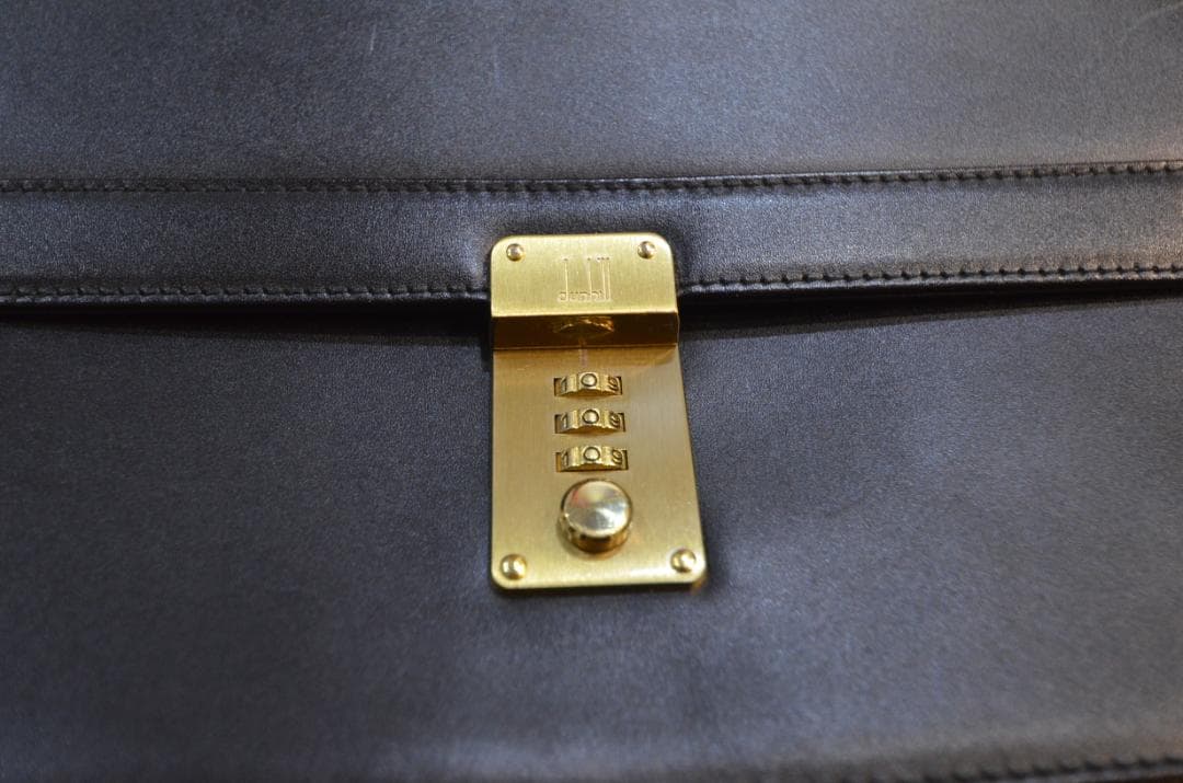 美品 dunhill ダンヒル セカンドバッグ クラッチバッグ ゴールド 金具