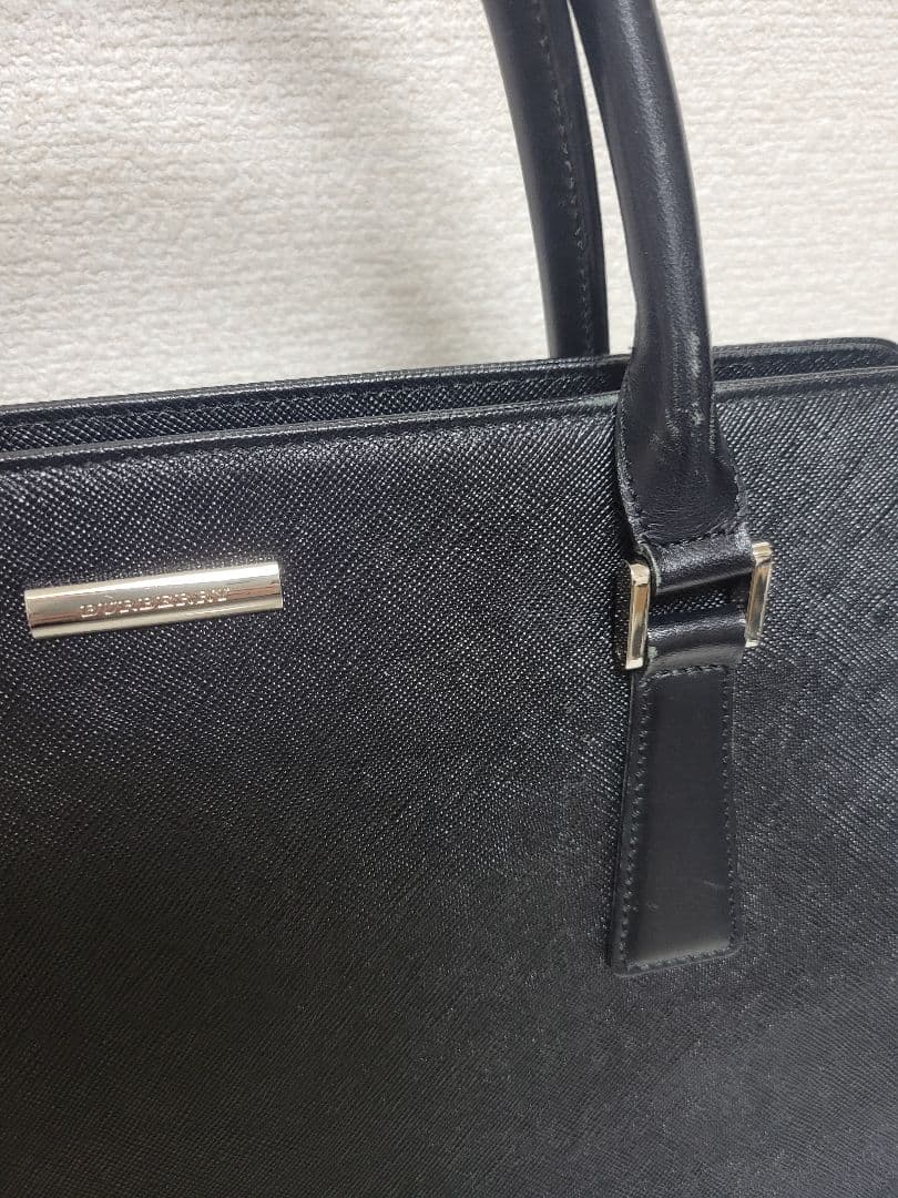 BURBERRY　バーバリー　自立式　トートバック　本革　ブラック