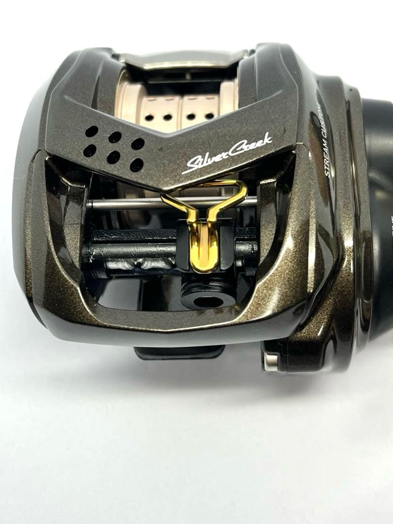 ダイワ シルバークリーク TWエアストリームカスタム 8.5 LEFT 淡水専用