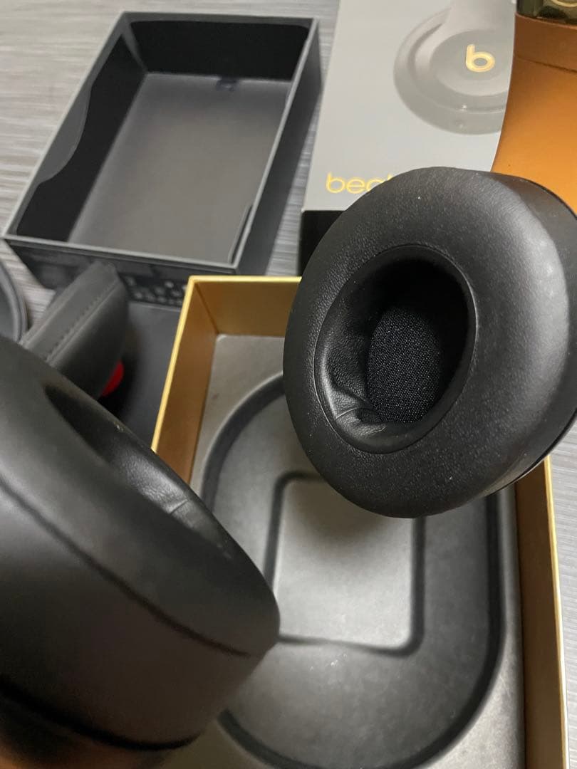 beats studio3 wireless ブラック/ゴールド