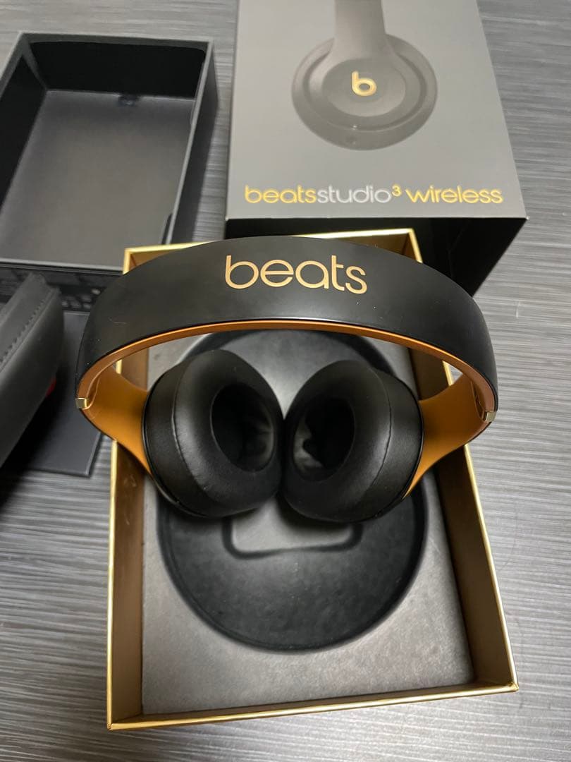 beats studio3 wireless ブラック/ゴールド