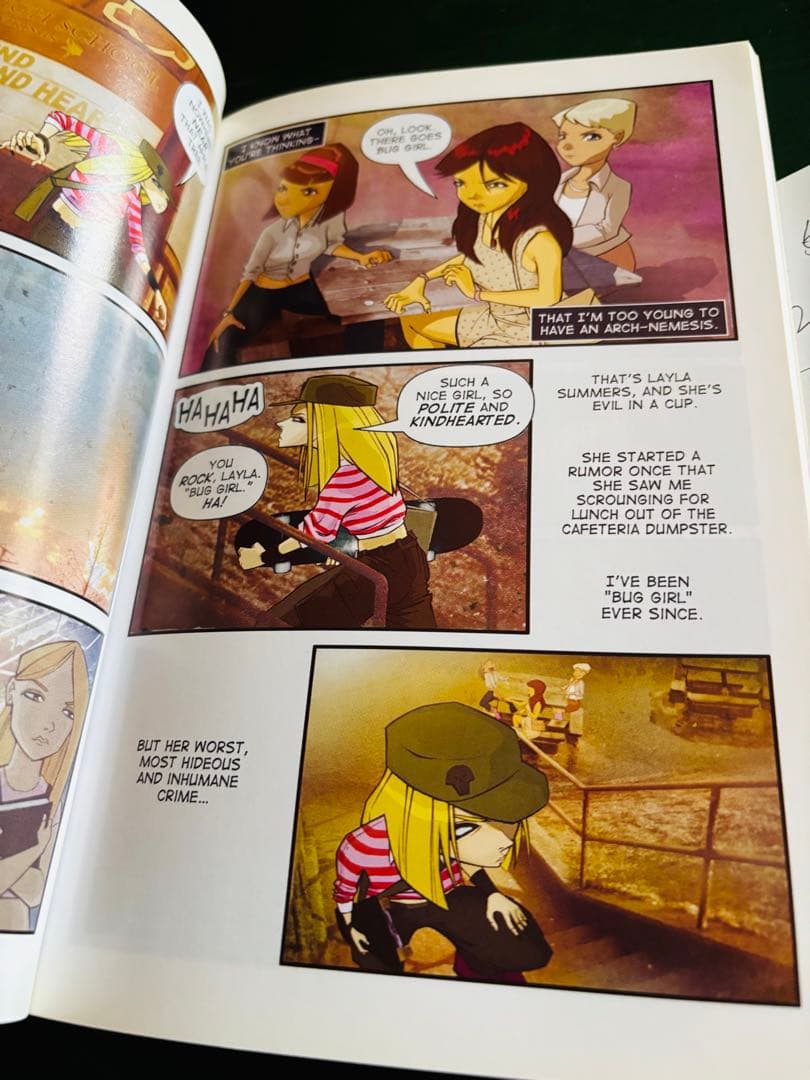 Avril Lavigne comic 3 冊セット　希少な‼️ペーパーバック