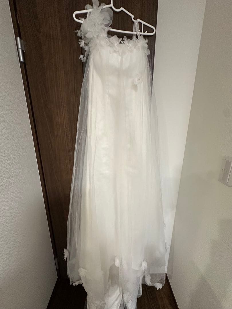 フラワー装飾 ホワイトウェディングドレスAライン（Mサイズ）