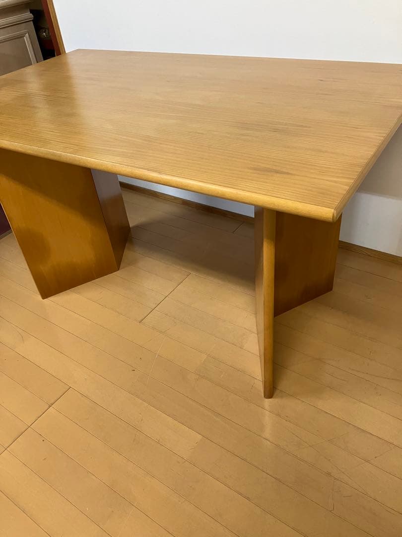 テーブル　1250×750×高さ700 デンマーク　北欧家具