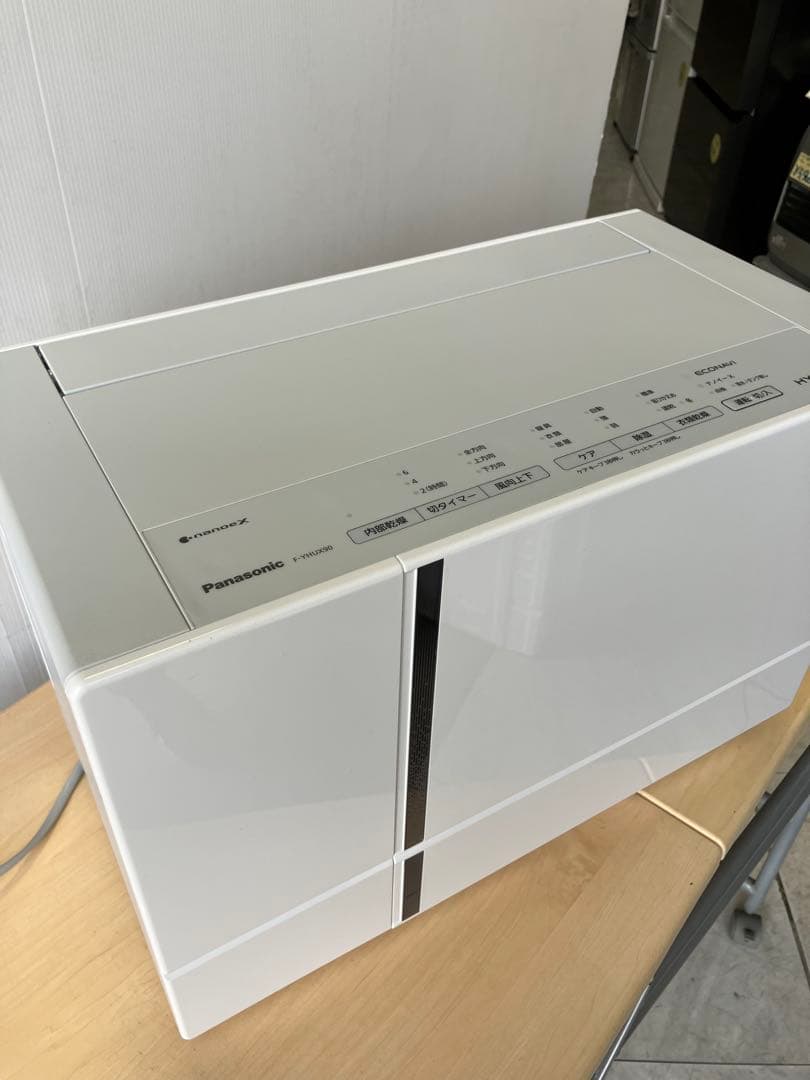 【美品】Panasonic 衣類乾燥除湿機ナノイーハイブリッドF-YHUX90
