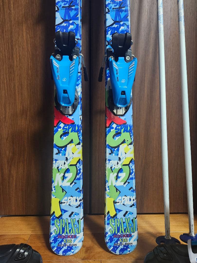 子供スキー板セット　スキー板 136cm ブーツ 24cm ストック　100cm