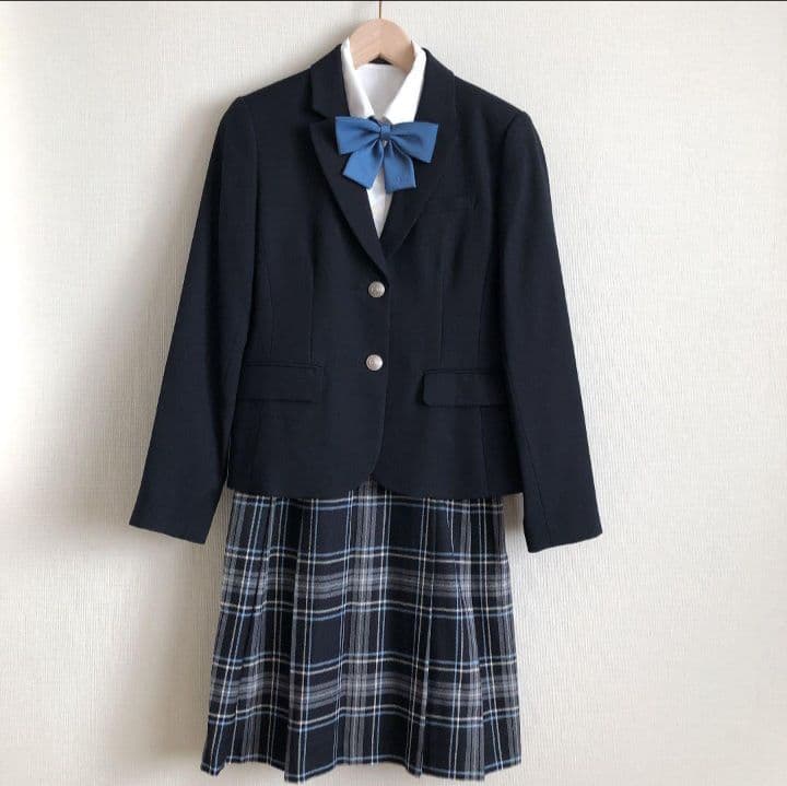 pom ponette160cmフォーマルスーツ