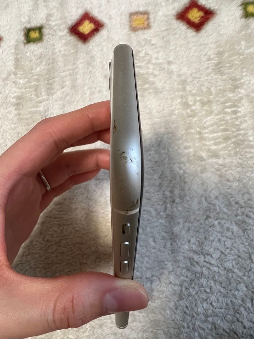 iPhone 11 64GB シルバー　本体