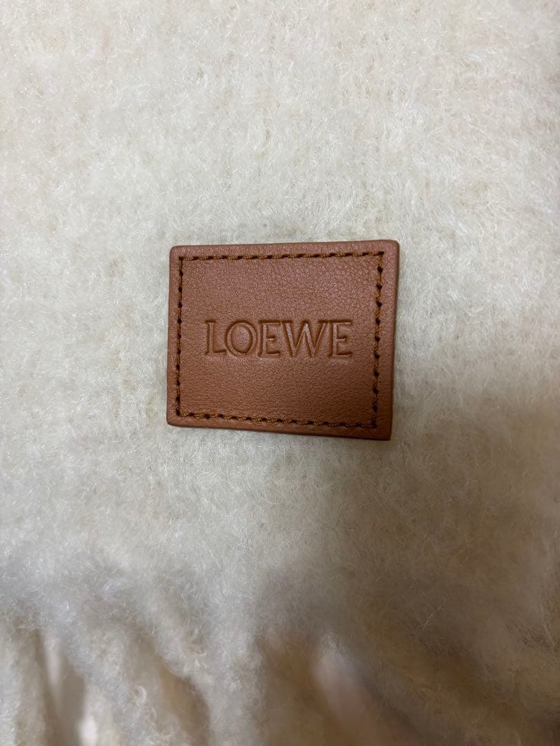 【未使用】LOEWE ロエベ　マフラー　アイボリー