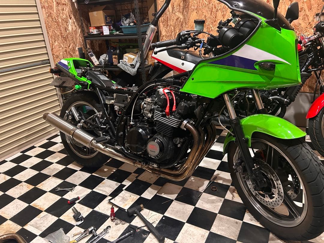 q*y様 gpz750 gpz750f フルエキ　マフラー