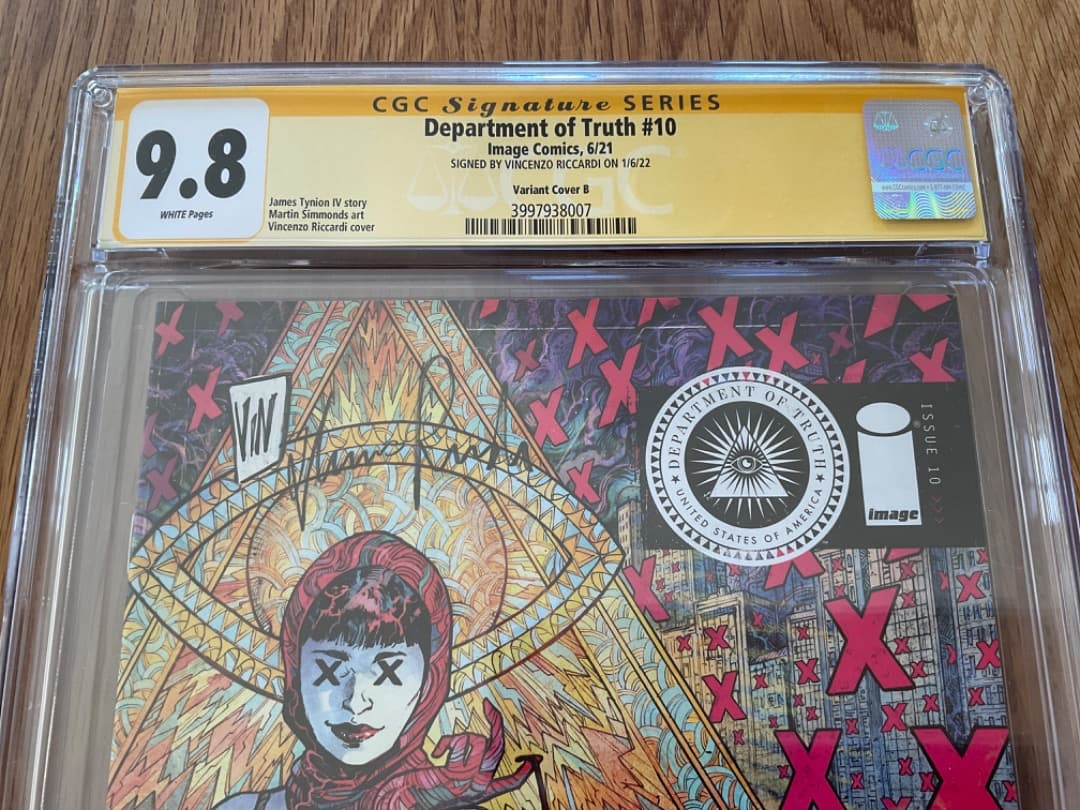 デパートメントオブ・トゥルース#10 サイン入り CGC 9.8 アメコミリーフ