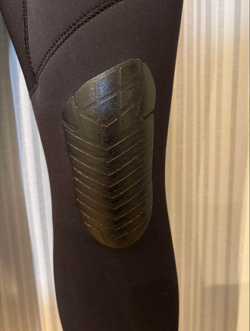 Billabong Revolution フルスーツ ブラック