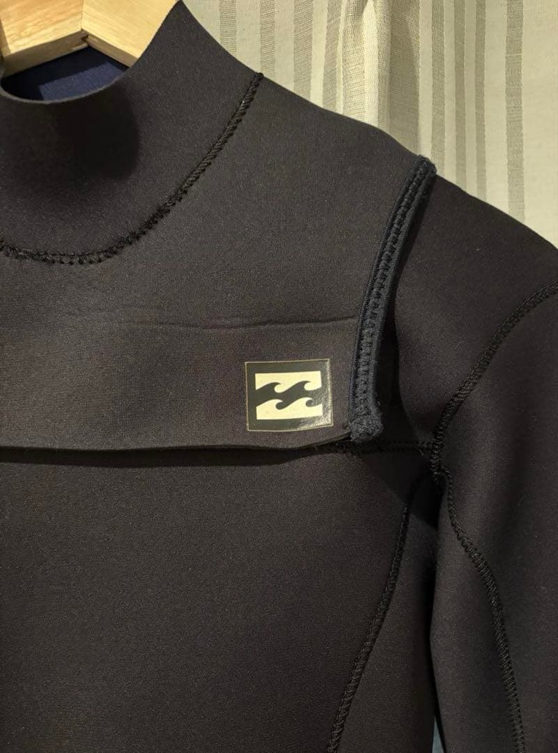 Billabong Revolution フルスーツ ブラック