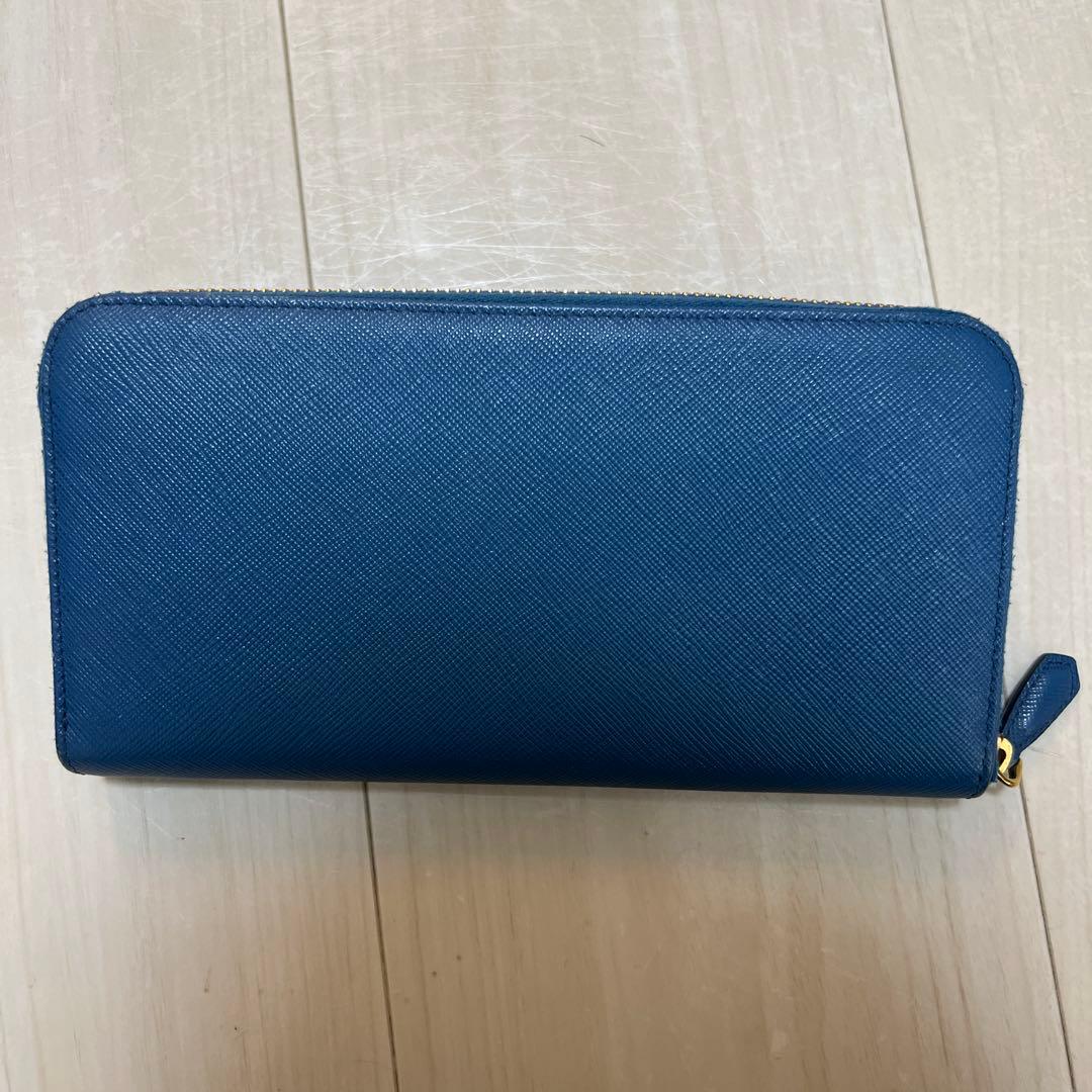 PRADA ブルー リボン付き長財布