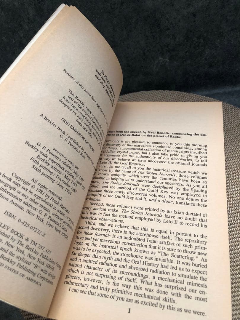 洋書 God Emperor of Dune Frank Herbert