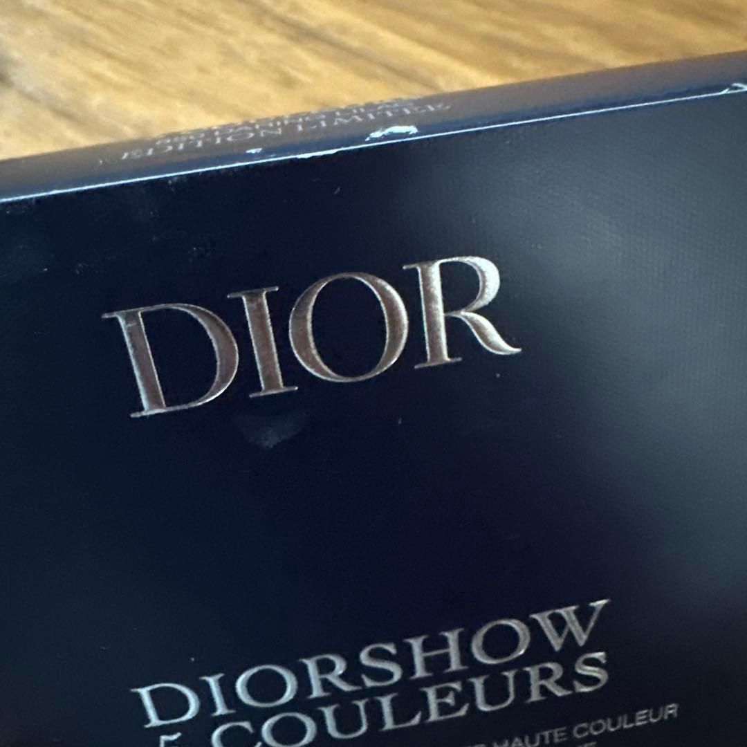【店舗限定】 新品未使用 Dior サンククルール 850 デアリングライラック