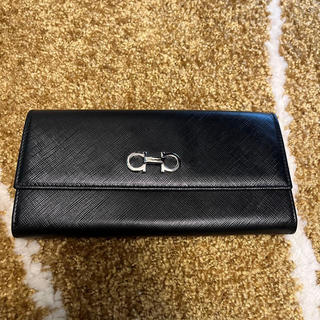 ⚡️最終価格⚡️Salvatore Ferragamo レザー財布
