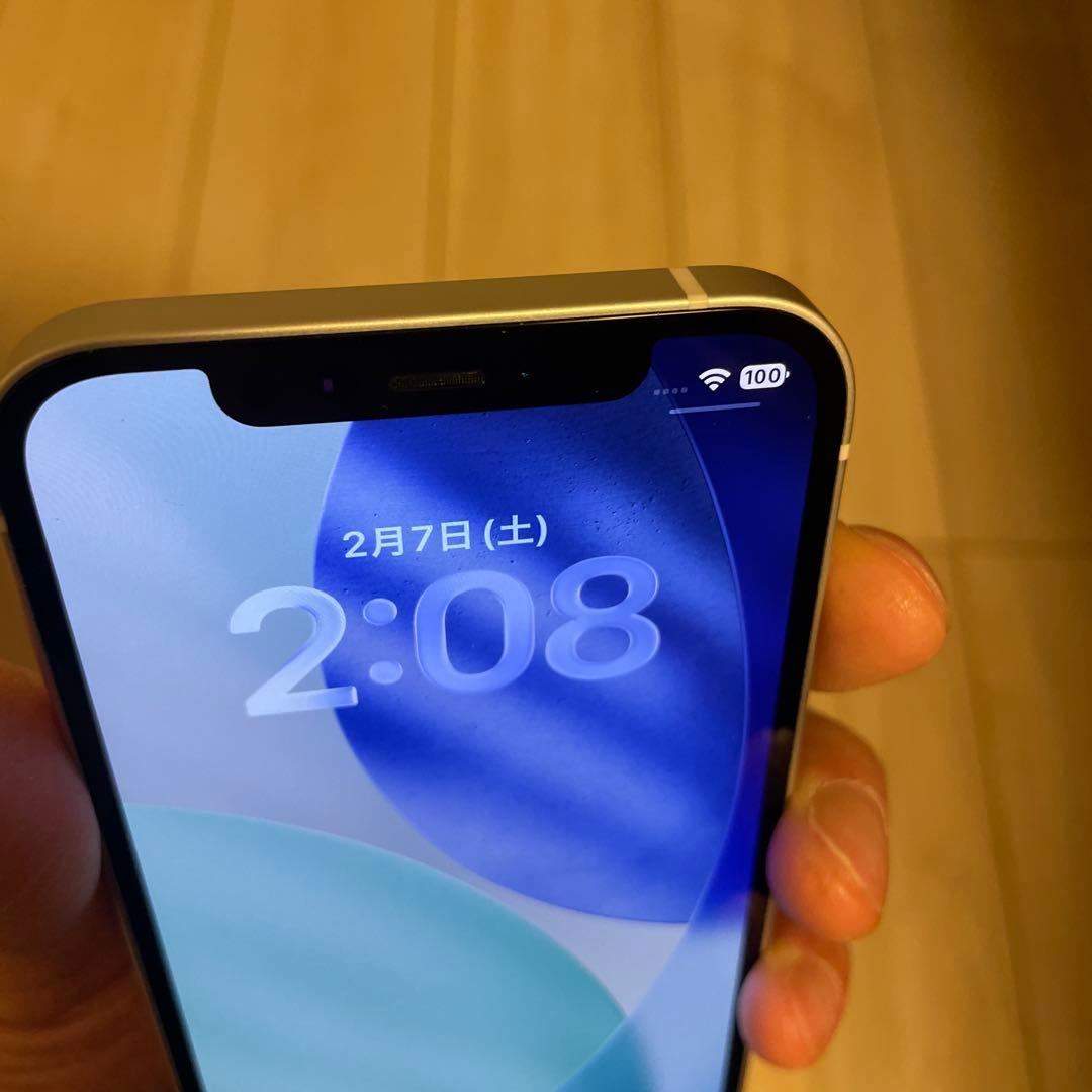 【美品】iPhone12 ホワイト64GB