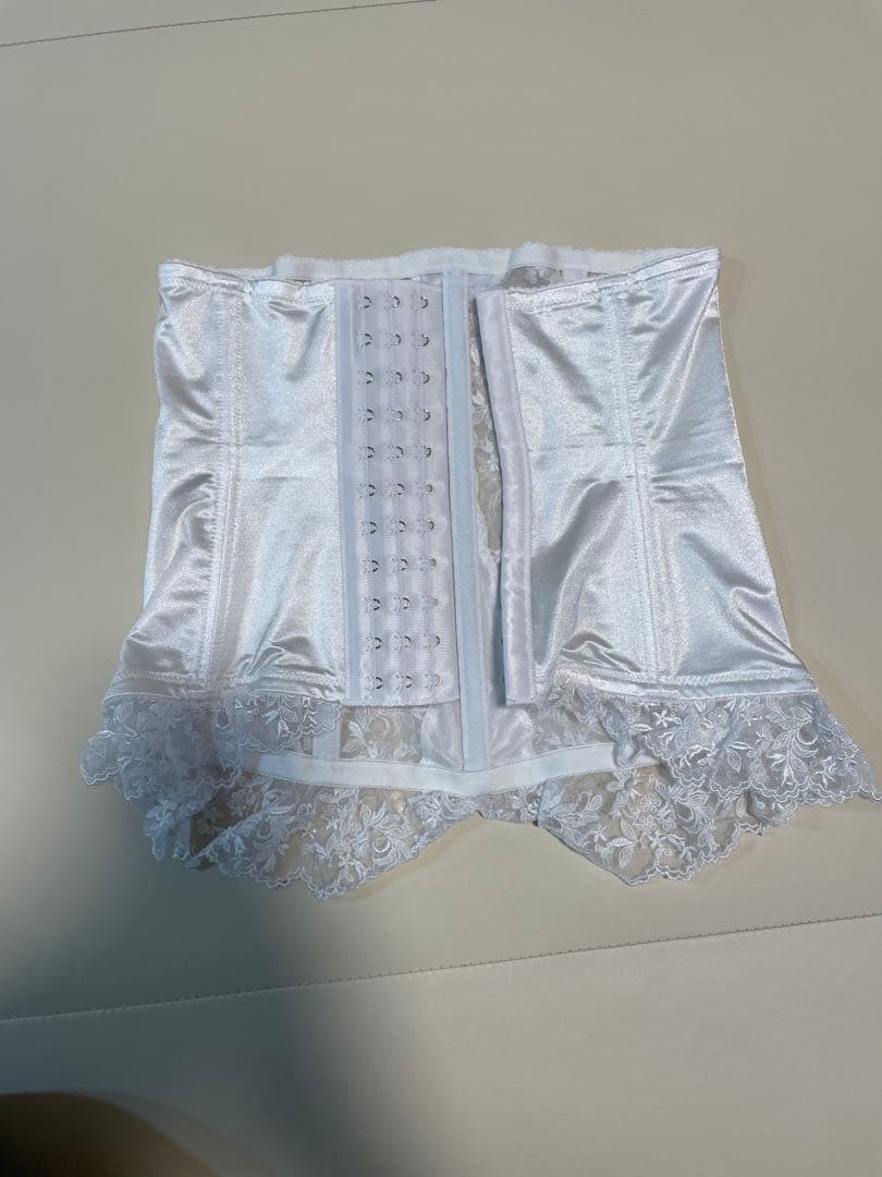 【美品】セモアブライダルインナー　D70/ニッパー64 説明用紙付き