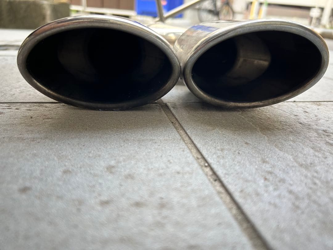 210マジェスタ　スリーキャッツ　リアストレートマフラー