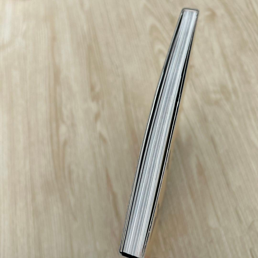 NANA1st イラスト集 矢沢あい illustrations 第1刷発行