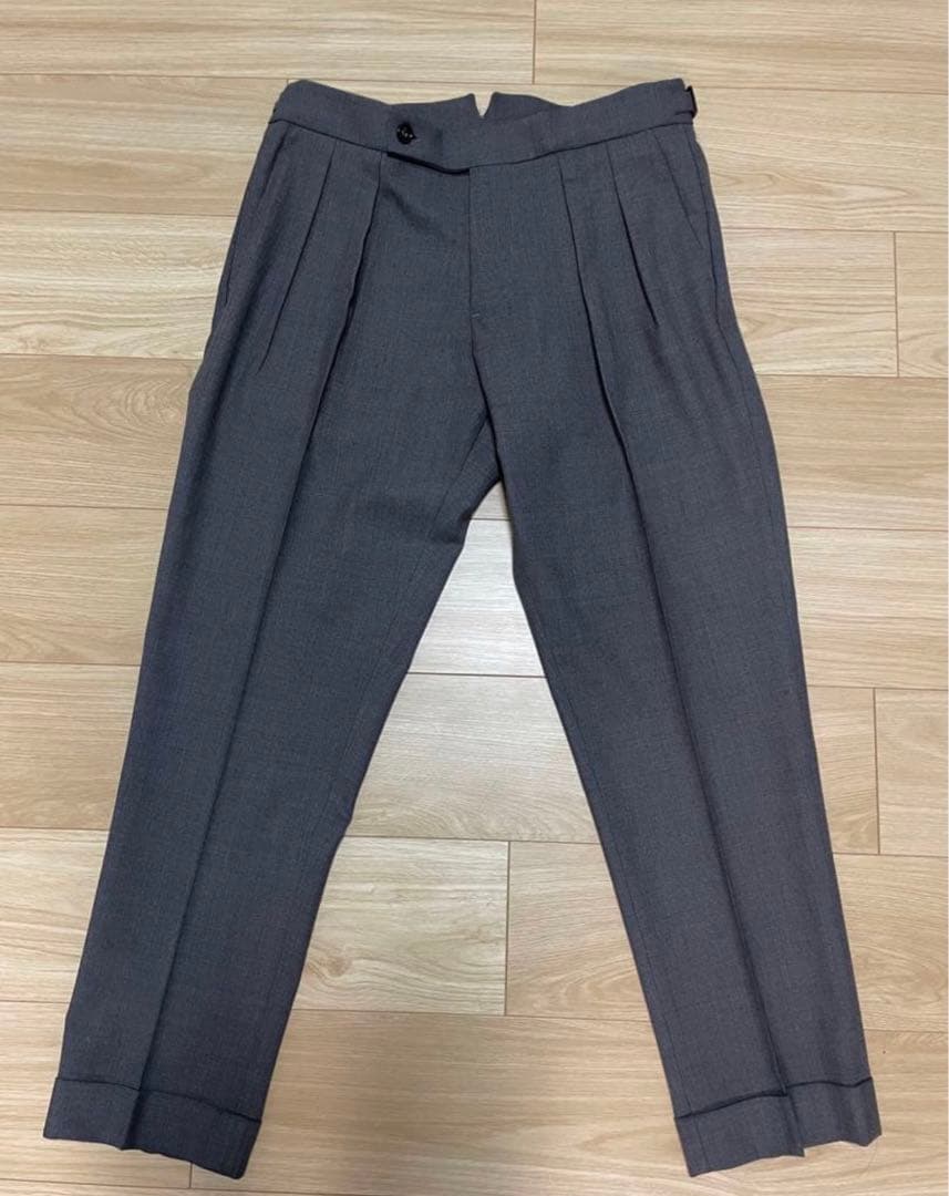 ピ*ロ様 BERWICH グレー ツープリーツスラックス　46