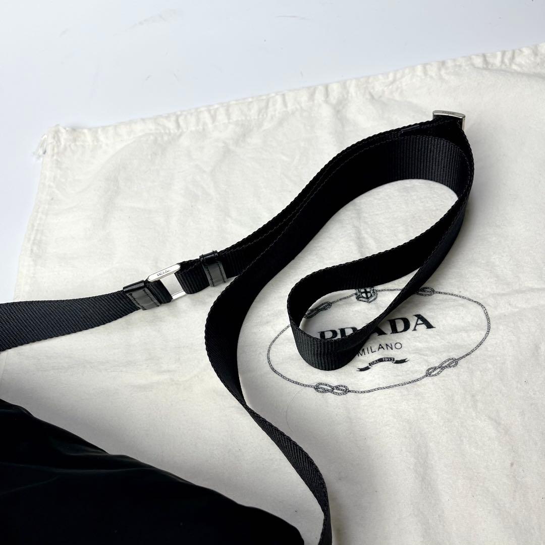 ギャラ付/極美品/入手困難✨プラダ ショルダーバッグ メッセンジャー 多ポケット