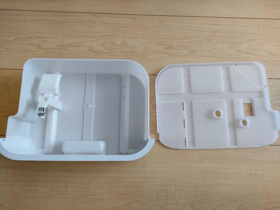 アイリスオーヤマ　衣類乾燥除湿機　IJD-I50-W