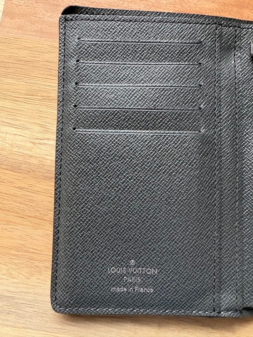 Louis Vuitton ルイヴィトン タイガ 二つ折り財布 CT4155仏製