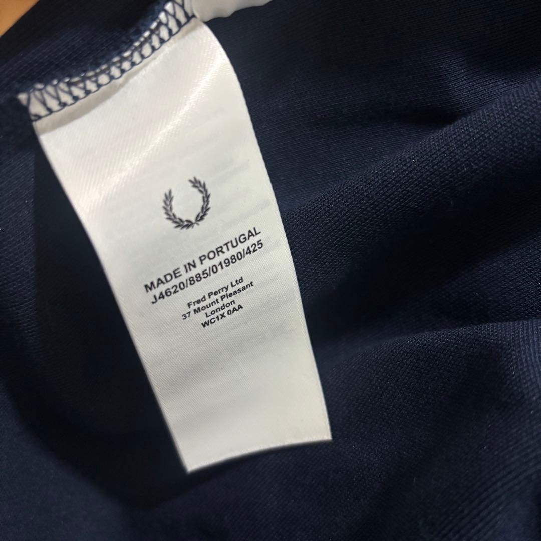 FRED PERRY トラックジャケット ネイビー Sサイズ