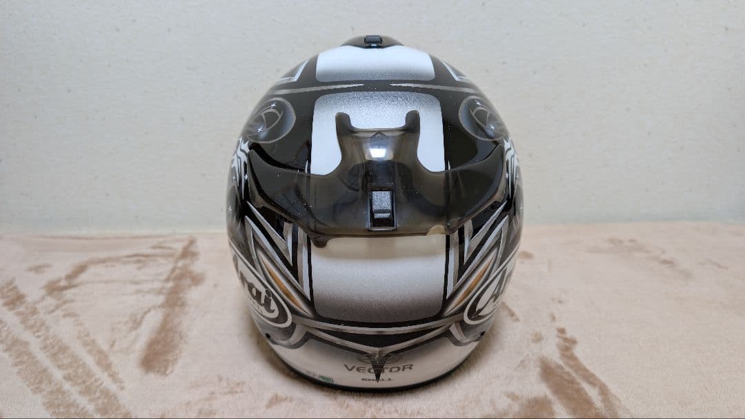 ARAI VECTOR ETERNAL（ベクター　エターナル）Sサイズ